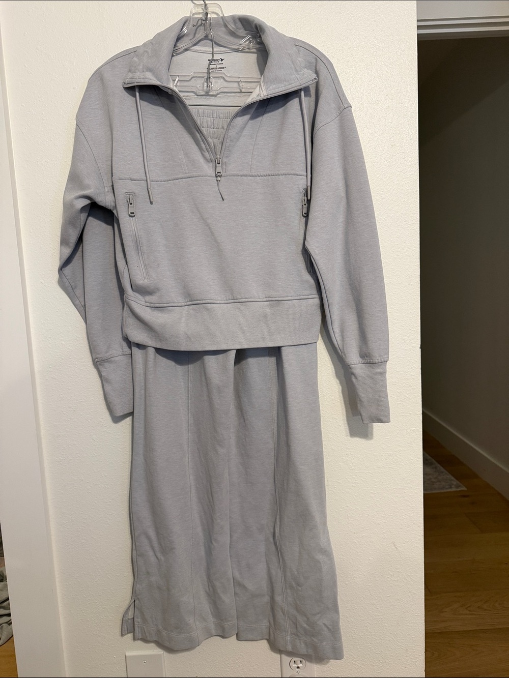 Old Navy Light Gray Zip-Front Midi Dress Set